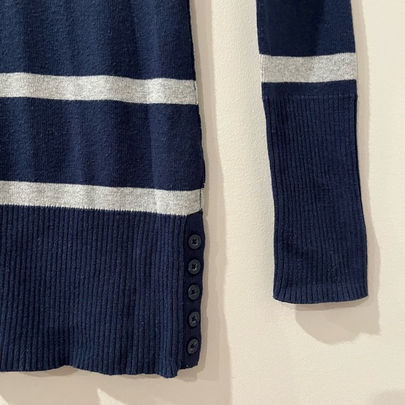 Aeropostale Y2K Striped Long Sleeve - Picture 4 of 5